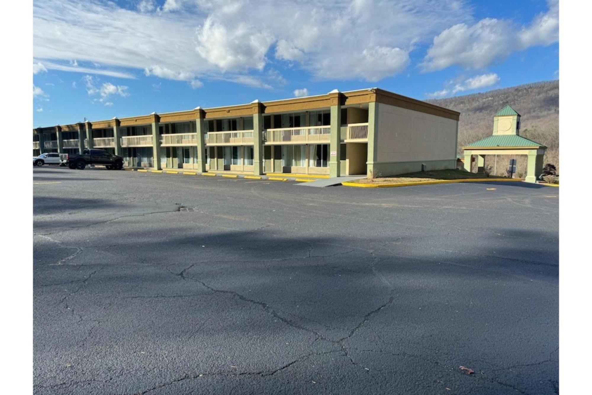 Quality Inn Harriman Extérieur photo