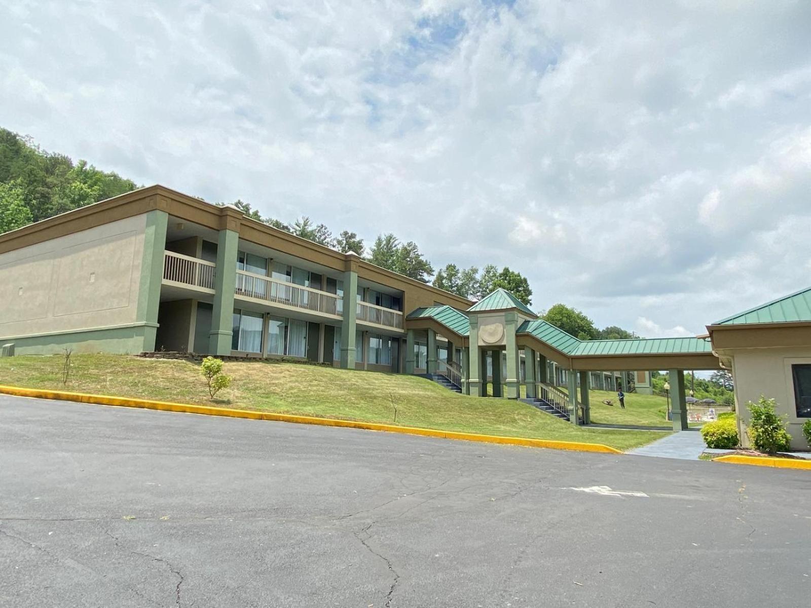 Quality Inn Harriman Extérieur photo